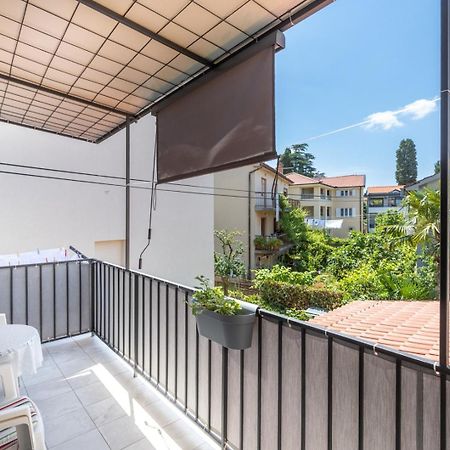 Apartment Oleander Malinska Exterior photo